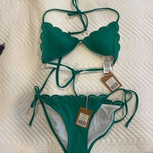Boden brand new with tags size 4 Kelly green bikini.